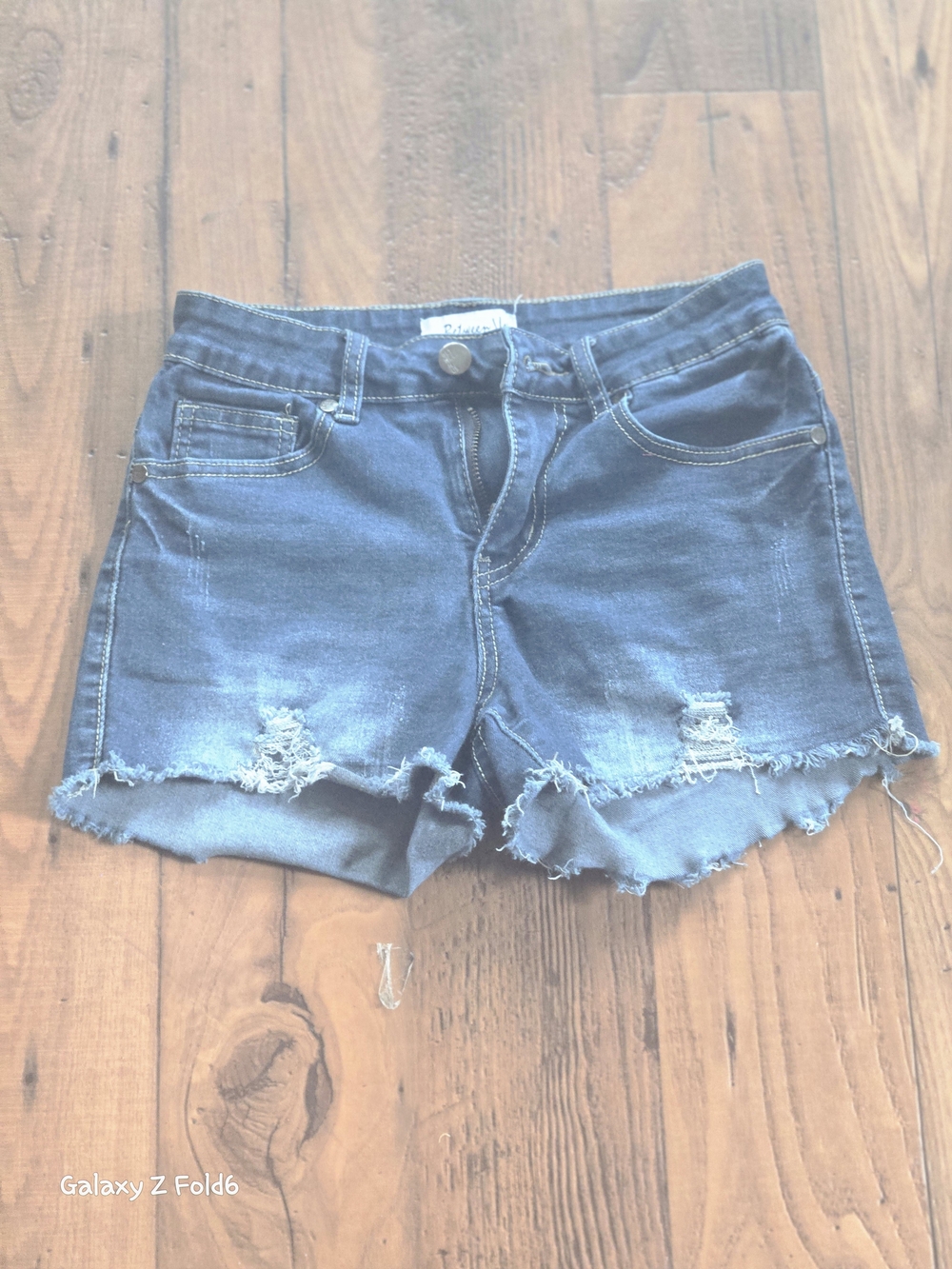 Casual Frayed Dark Blue Denim Cutoff Shorts
